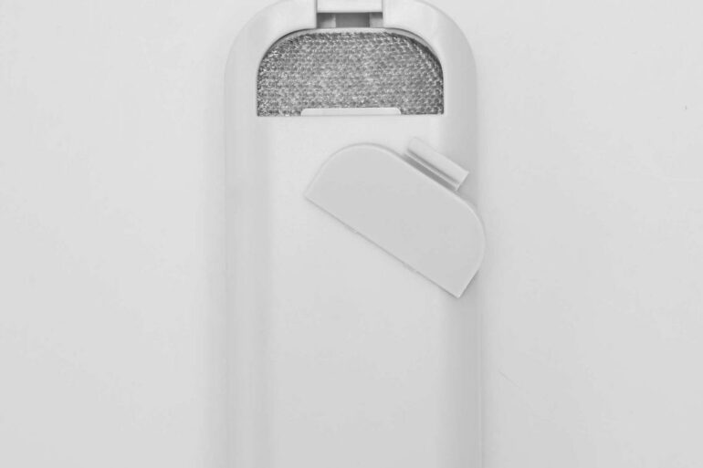 Brosse anti poil Kiabi : Guide d'utilisation et avantages pour un brossage efficace