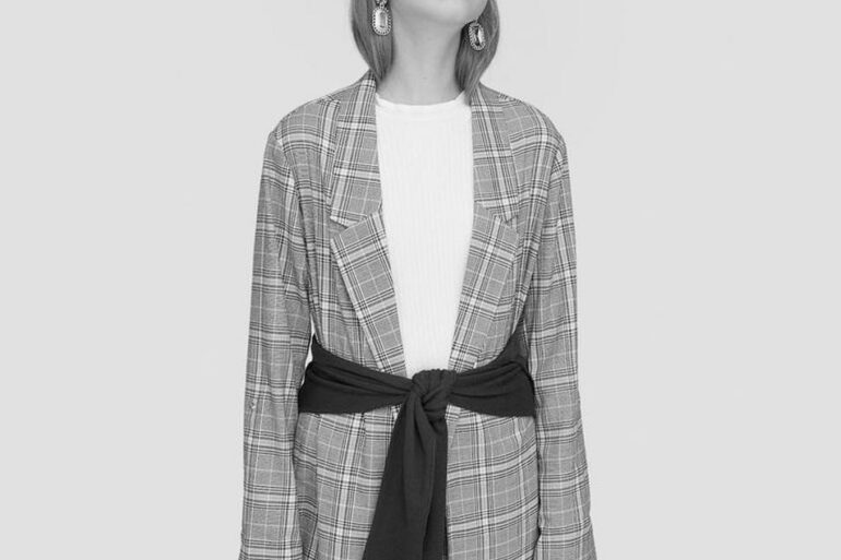Stradivarius : Découverte de la marque espagnole de mode féminine au style chic et accessible